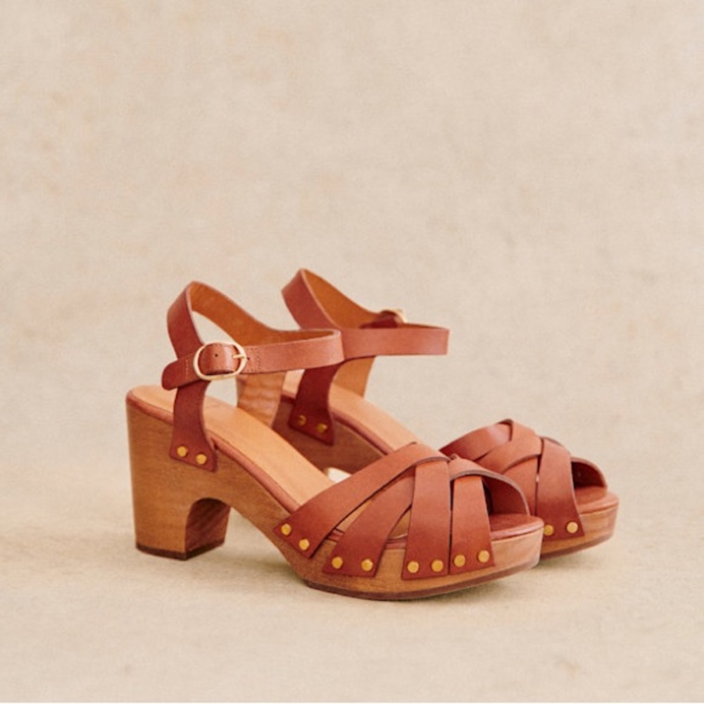 Sézane Isabelle Clogs in Smooth Camel FR 38 / US 7 - Picture 4 of 14